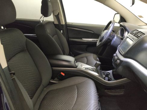 Used 2017 Dodge Journey SXT FWD image 21
