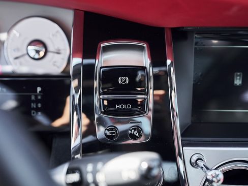 Used 2019 Rolls-Royce Ghost Base image 62