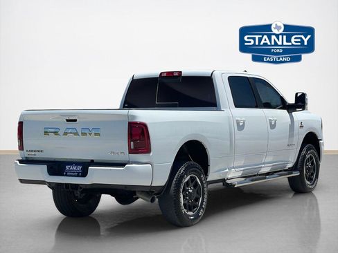 Used 2025 RAM 2500 Laramie AWD/4WD image 8