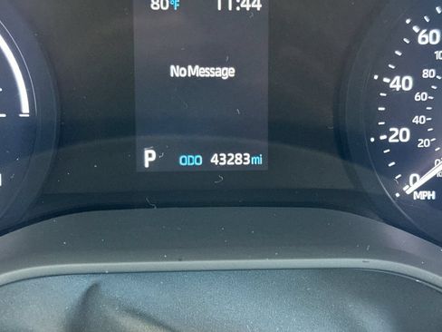 Certified 2024 Toyota Sienna LE AWD/4WD image 31