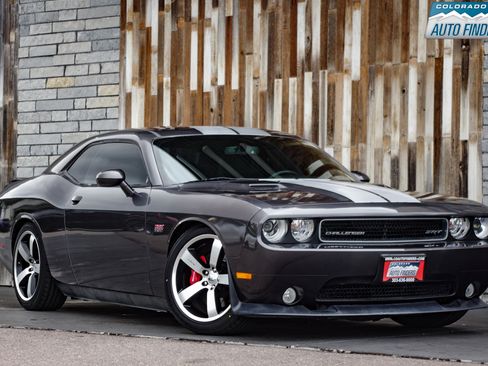 Used 2014 Dodge Challenger SRT8 w/ Harman/Kardon Audio Group image 9
