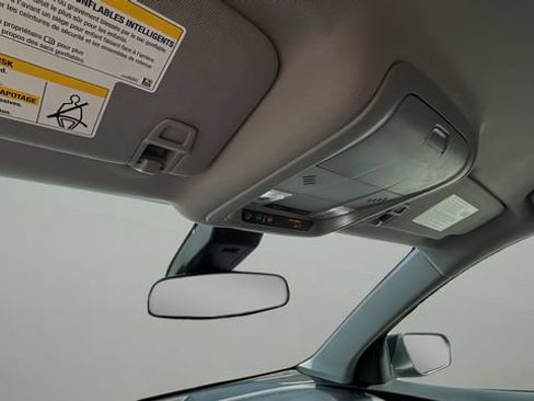 Used 2024 Chevrolet Equinox LT FWD image 28