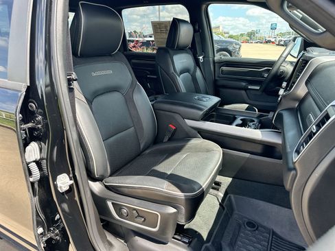 Used 2023 RAM 1500 Laramie AWD/4WD image 26