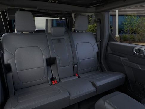 New 2025 Ford Bronco Badlands w/ Sasquatch Package image 11