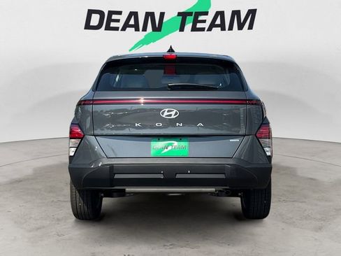 New 2026 Hyundai Kona SE image 7