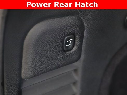 Used 2014 Jeep Grand Cherokee Limited w/ Luxury Group II image 33