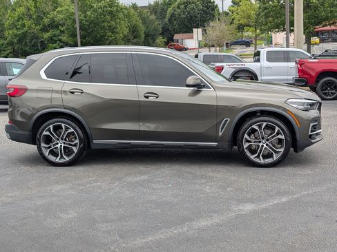 Used 2022 BMW X5 sDrive40i w/ Premium Package RWD image 8