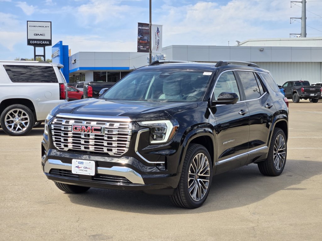 New 2027 GMC Terrain Denali w/ LPO, Floor Liner Package AWD/4WD image 2