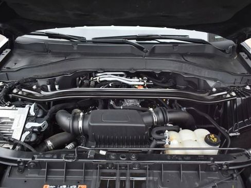 Used 2022 Ford Explorer Platinum w/ Equipment Group 601A AWD/4WD image 60