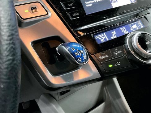 Used 2015 Toyota Prius V Four image 13