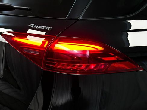 Used 2024 Mercedes-Benz GLE 350 4MATIC image 89