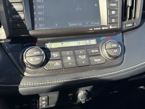 Used 2017 Toyota RAV4 Limited w/ All Weather Liner Package FWD image 23