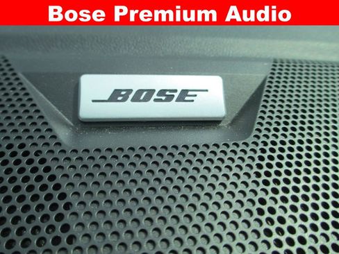 Used 2024 Chevrolet Colorado Z71 w/ Z71 Convenience Package 2 image 19