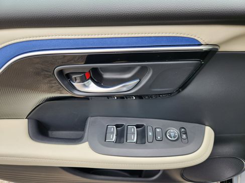 Used 2025 Acura ADX A-Spec image 17