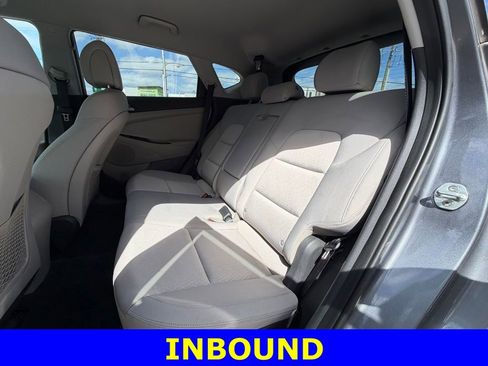 Used 2017 Hyundai Tucson SE image 10
