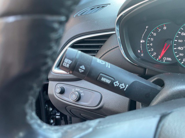 Used 2020 Chevrolet Trax LT w/ Driver Confidence Package FWD image 27