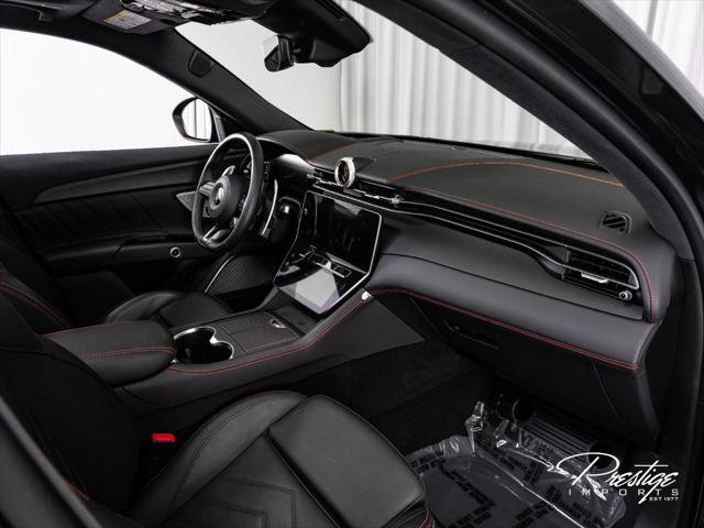 Used 2023 Maserati Grecale Trofeo AWD/4WD image 37