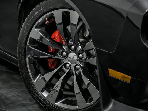 Used 2014 Dodge Challenger SRT8 image 3