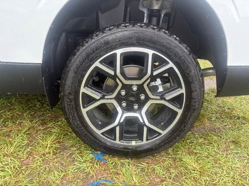 New 2025 Ford Maverick Lariat AWD/4WD image 26