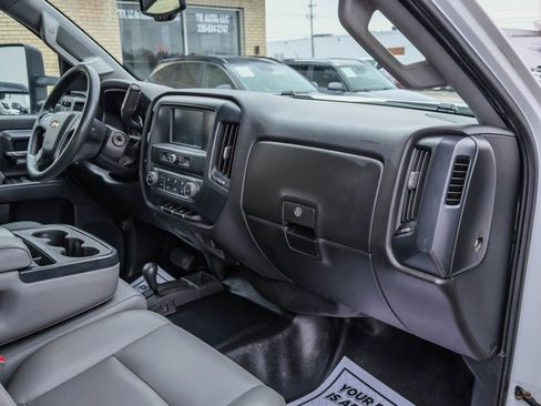 Used 2019 Chevrolet Silverado 2500 W/T w/ WT Convenience Package image 31