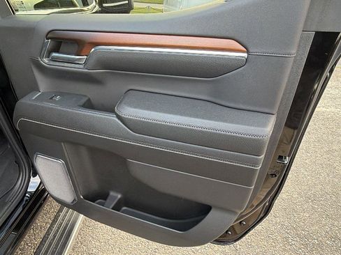 Used 2024 GMC Sierra 1500 Denali AWD/4WD image 18