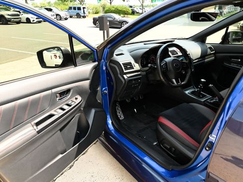 Used 2018 Subaru WRX Premium w/ Performance Package AWD/4WD image 15
