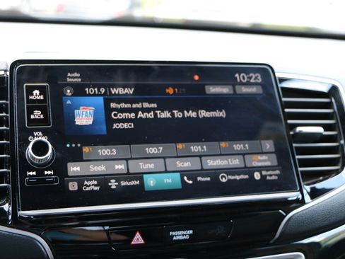 Used 2024 Honda Ridgeline Black Edition image 23