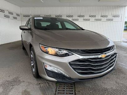 Used 2024 Chevrolet Malibu LT