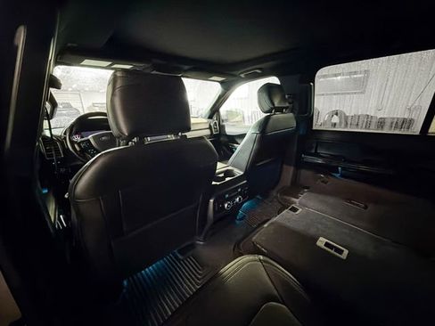 Used 2020 Ford Expedition Max Limited image 9