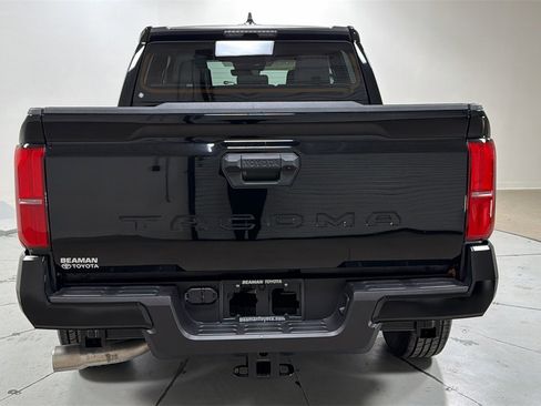 Certified 2025 Toyota Tacoma SR5 image 4
