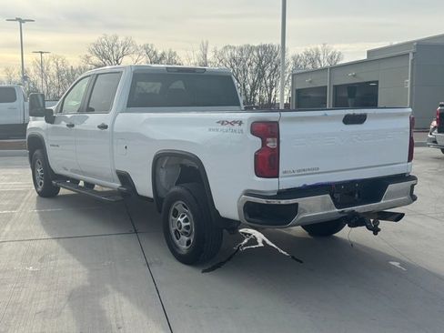Used 2022 Chevrolet Silverado 2500 W/T w/ WT Convenience Package image 4