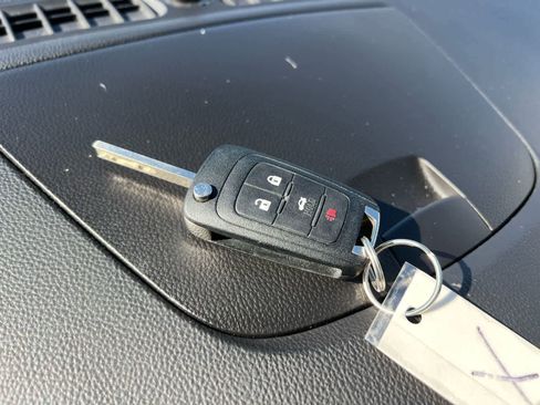 Used 2011 Chevrolet Cruze LT image 31