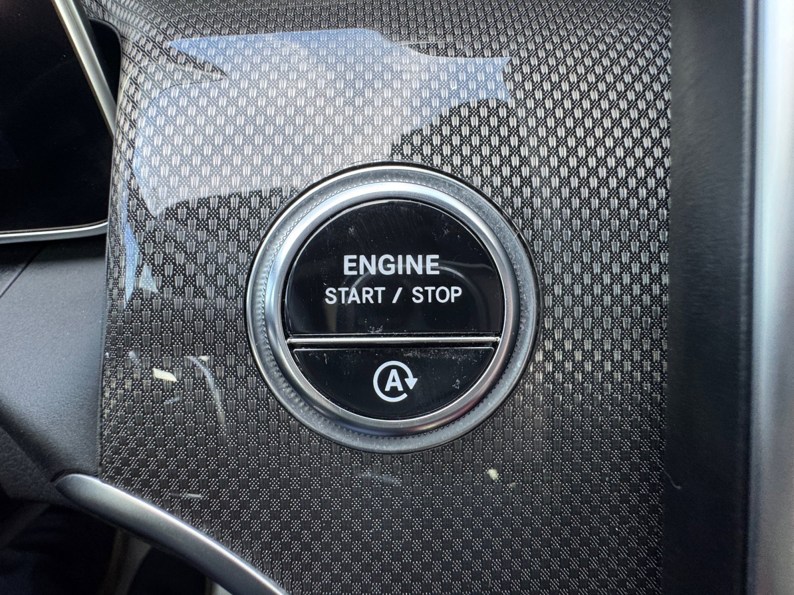 Used 2024 Mercedes-Benz GLC 43 AMG 4MATIC image 30