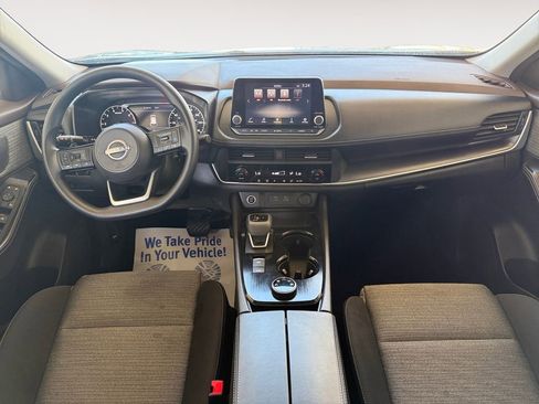 Used 2023 Nissan Rogue SV image 10