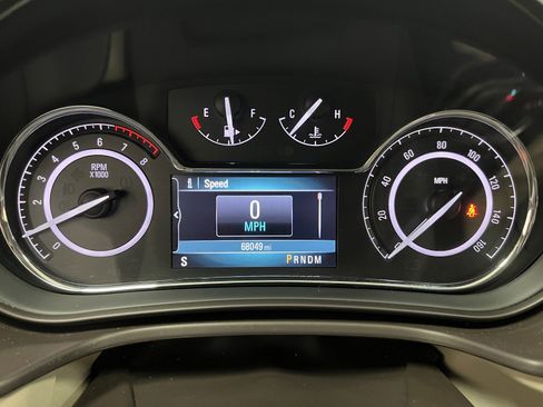Used 2016 Buick Regal image 17