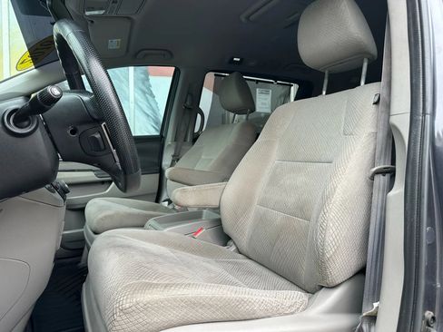 Used 2016 Honda Odyssey SE image 10
