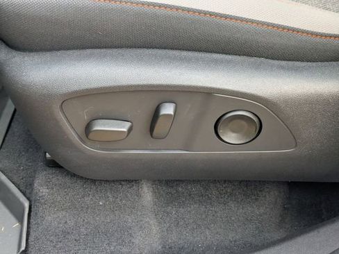 New 2026 Chevrolet Traverse LT w/ Sun and Wheel Package image 11