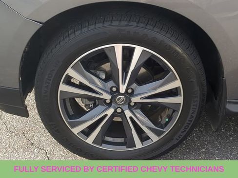 Used 2019 Nissan Pathfinder Platinum w/ Cargo Package image 16