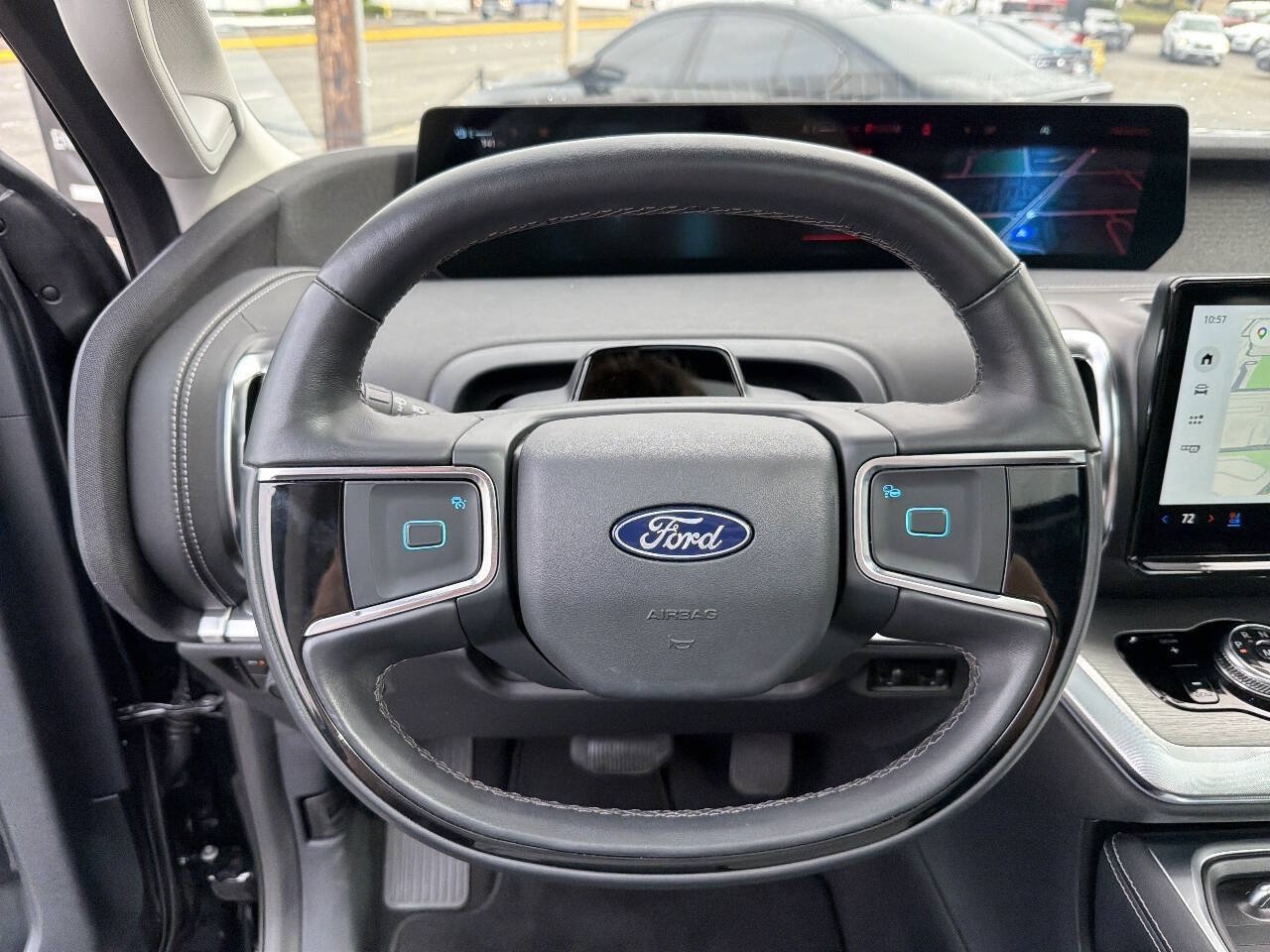 Used 2025 Ford Expedition Max Platinum AWD/4WD image 39