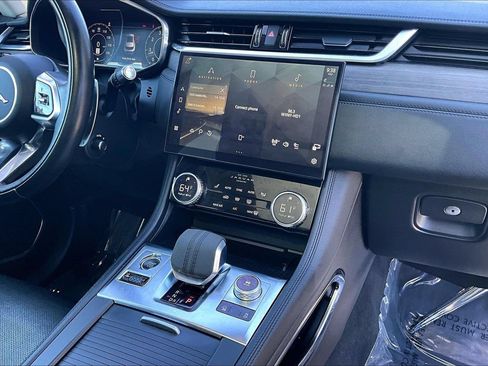 Used 2021 Jaguar F-PACE S AWD/4WD image 29