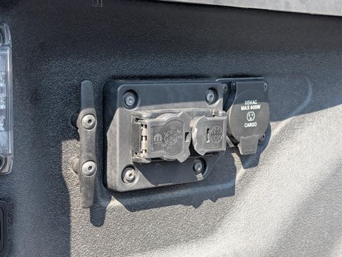 New 2025 RAM 2500 Tradesman AWD/4WD image 12