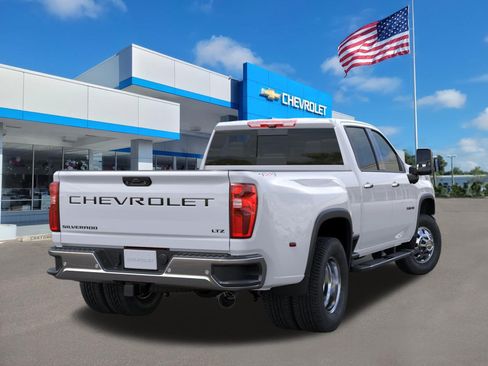 New 2026 Chevrolet Silverado 3500 LTZ w/ LTZ Convenience Package AWD/4WD image 4