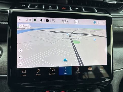 Used 2024 Jeep Grand Cherokee L Limited w/ Luxury Tech Group II image 14