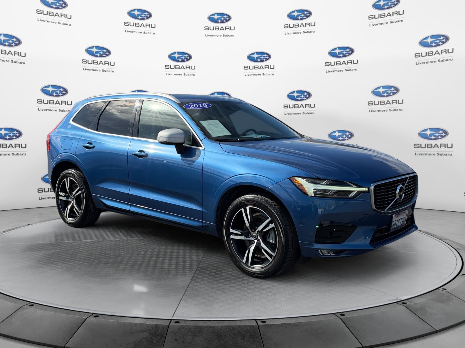 Used 2018 Volvo XC60 T6 R-Design w/ Convenience Package AWD/4WD image 8