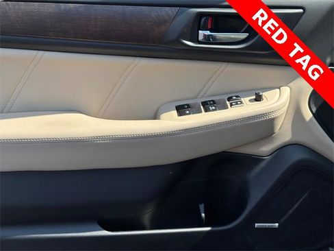Used 2018 Subaru Outback 2.5i Limited image 14
