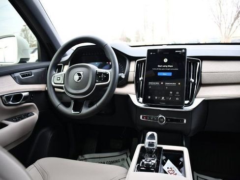 New 2026 Volvo XC90 B6 Plus w/ Protection Package Premier AWD/4WD image 20