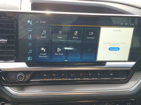 Used 2022 Chevrolet Silverado 1500 High Country w/ Technology Package image 16