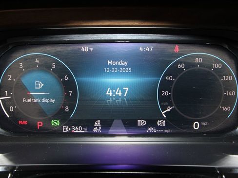 Used 2025 Volkswagen Atlas SE image 10