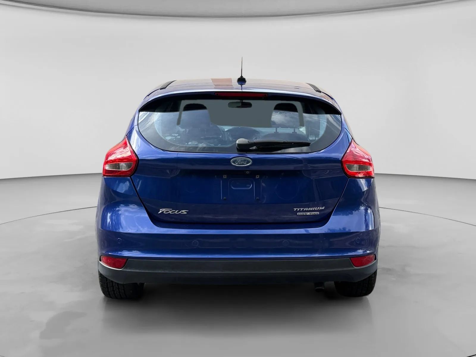 Used 2015 Ford Focus Titanium FWD image 4