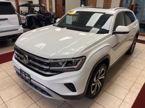 Used 2022 Volkswagen Atlas Cross Sport SEL w/ Cross Sport MDO Package AWD/4WD image 1